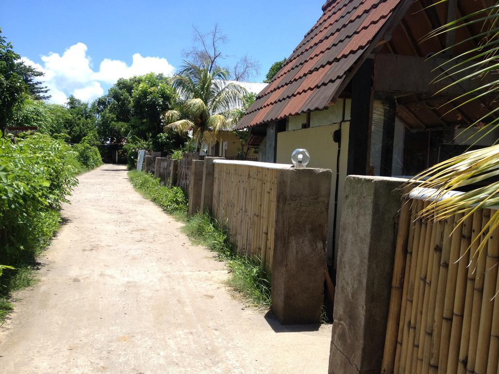 Balengku Homestay Gili Air Exterior foto